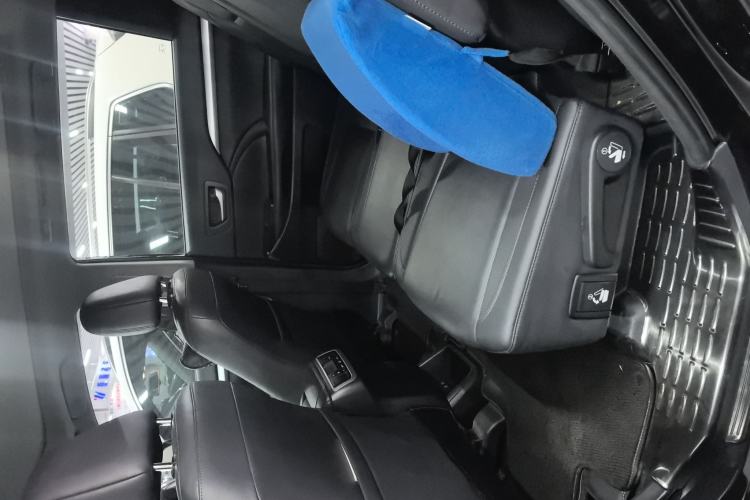 Used Toyota Highlander 2018 2.0T Four-Wheel Drive Prestige Version 7 Seats China V Emission Standard