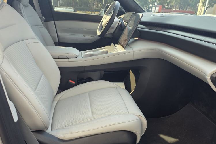 Used Nio ES6 2024 75 kWh
