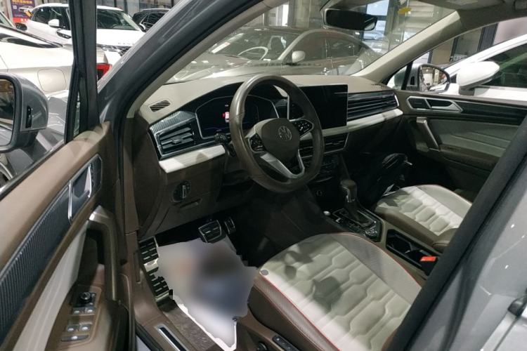 Used Volkswagen Tiguan L 2022 380TSI Automatic All-Wheel Drive R-Line Flagship 7-Seater
