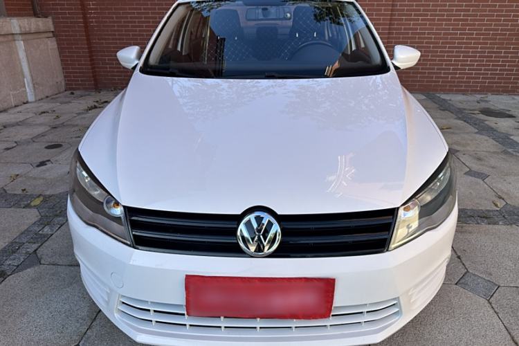 Used Volkswagen Jetta 2015 Value Edition 1.6L Manual Fashionable Style
