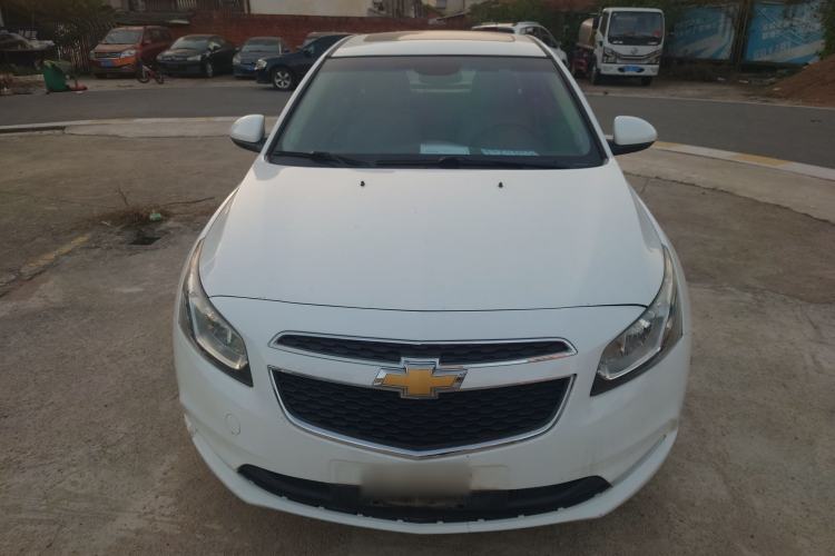 Used Chevrolet Cruze 2015 1.5L Classic SE MT
