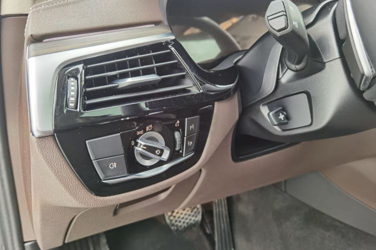 Used BMW 5 Series 2022 Updated 530Li Leading Edition Luxury Package
