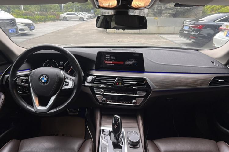 Used BMW 5 Series New Energy 2019 Updated 530Le Pioneer Edition
