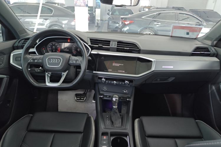 Used Audi Q3 2024 35 TFSI Fashion Dynamic Edition
