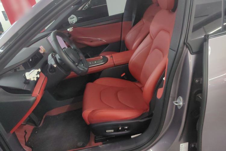 Used  SU7 2024 Rear-Drive Ultra-Long Range Advanced Pro-Level Intelligent Driving Version
