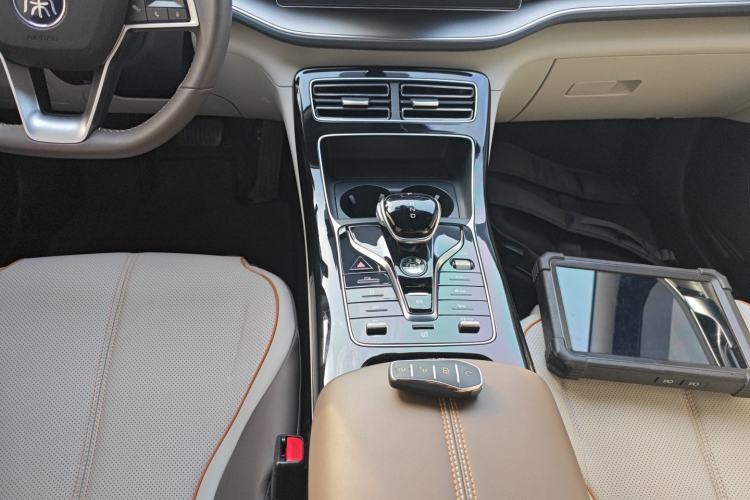 Used BYD Qin PLUS 2024 HONOR Edition DM-i 120KM Leading Model
