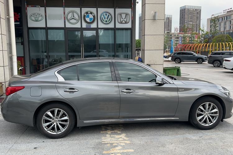 Used Infiniti Q50L 2016 2.0T Enjoyment Edition
