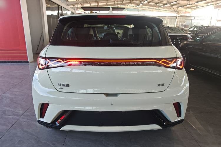 Used BYD Dolphin 2025 420km Free Edition
