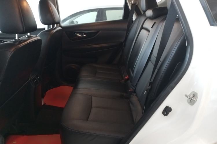 Used Nissan X-Trail 2019 2.0L CVT Smart Connect Comfort Edition 2WD
