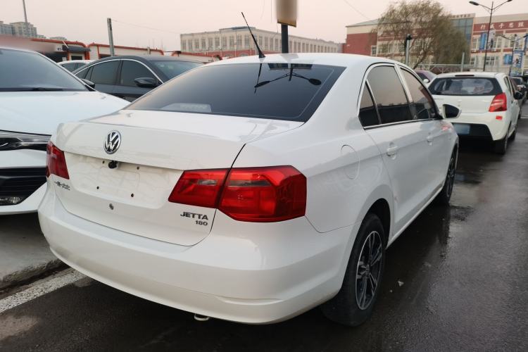 Used Volkswagen Jetta 2015 Value Edition 1.6L Automatic Fashion Version
