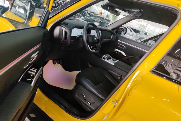 Used  G318 2025 Worry-Free Adventure Edition Four-Wheel Drive Secret Realm Version