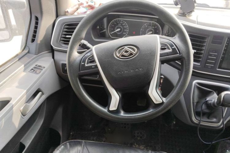 Used SAIC MAXUS Xintu V80 2021 2.0T Manual Classic Aoyuntong 127 PS Mid-axle Mid-roof 6/7/8/9-Seater