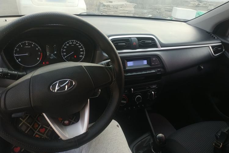 Used Hyundai Verna 2017 1.4L Manual Refreshed Version China V Standard