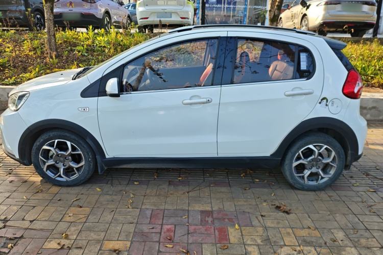 Used Geely Auto Vision X1 2017 1.3L Automatic Fun Edition
