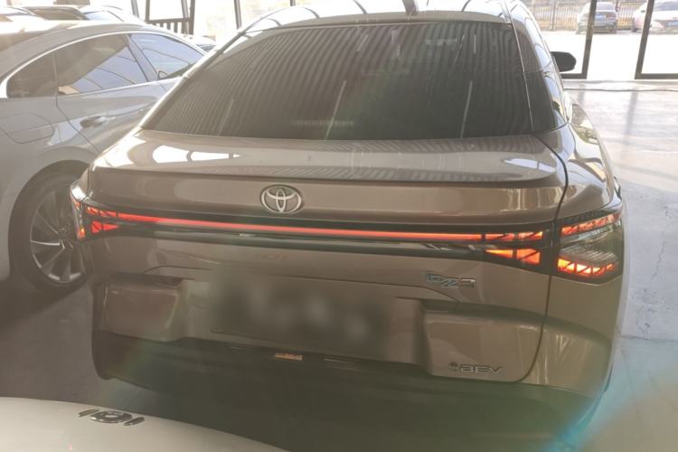 Used Toyota bZ3 2023 616 km Long-Range Premium