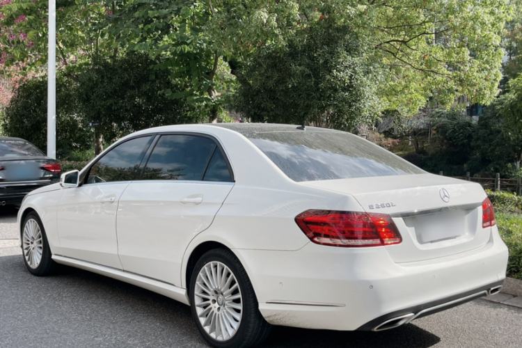 Used Mercedes-Benz E-Class 2015 E 260 L