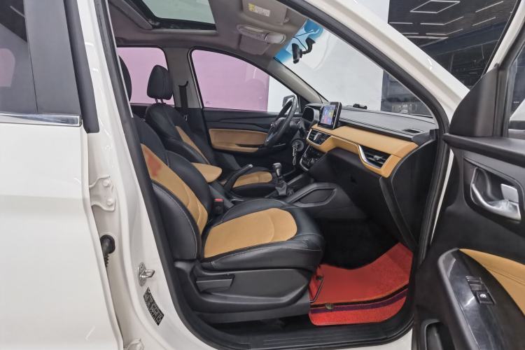 Used Wuling Hongguang S3 2018 1.5L Manual Luxury Model China V Standard
