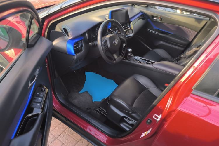 Used Toyota IZOA 2018 2.0L Yichi Edition China V Standard