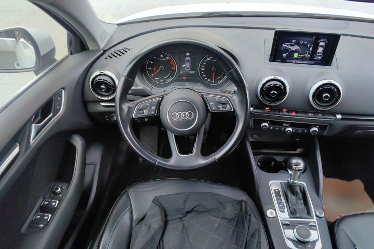 Used Audi A3 2020 Limousine 35 TFSI Fashion Edition China VI Emission Standard
