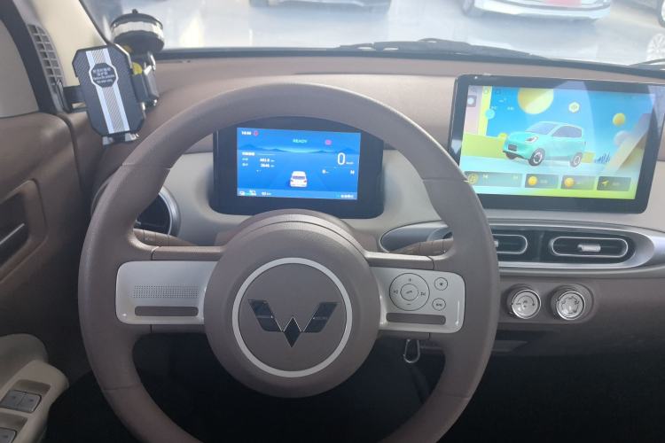 Used Wuling Hongguang MINIEV 2024 3rd Generation 215km Advanced Version