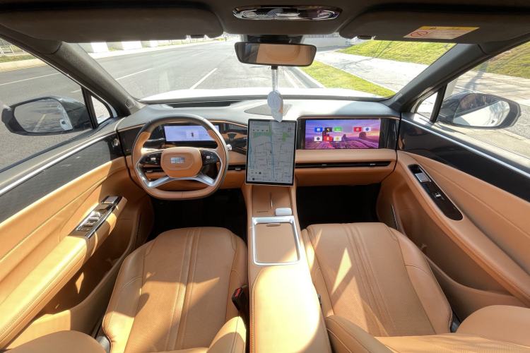 Used  L7 2025 EM-i 115km Exploration+ Edition