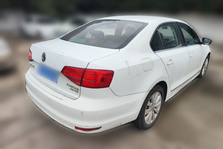 Used Volkswagen Sagitar 2015 230TSI Automatic Comfort Version