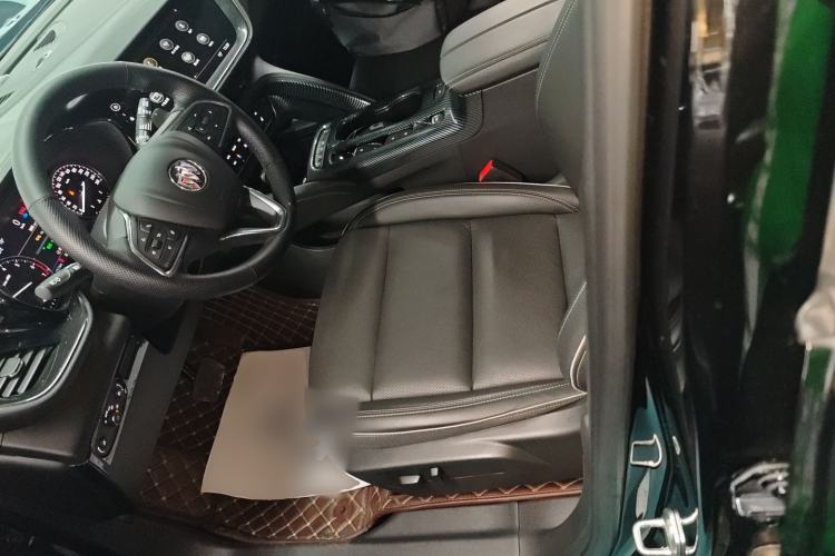 Used Buick Envision 2022 Encore Plus 652T Five-Seat All-Wheel-Drive Luxury Model
