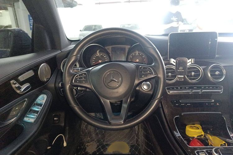 Used Mercedes-Benz GLC 2016 GLC 260 4MATIC Dynamic Edition
