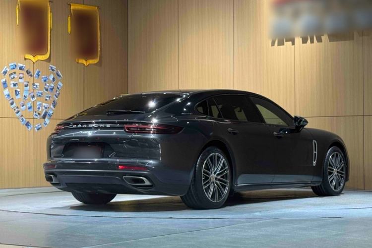 Used Porsche Panamera 2019 Panamera 4 Executive Long Wheelbase 2.9T
