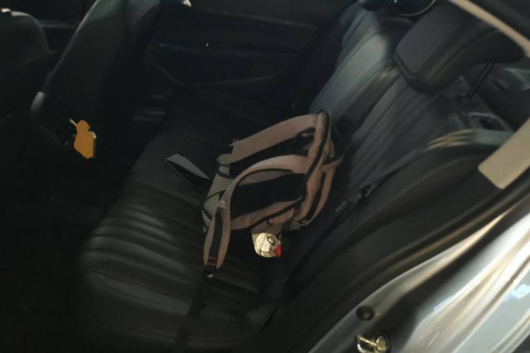 Used Peugeot 408 2022 1.6T Light-Chasing Edition
