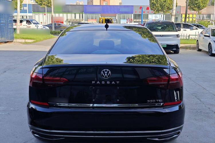 Used Volkswagen Passat 2021 330TSI Luxury Edition
