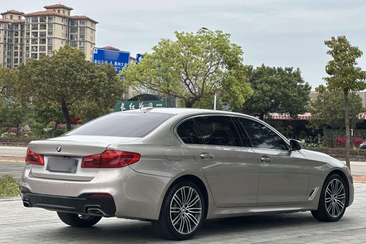 Used BMW 5 Series 2019 525Li Luxury Package
