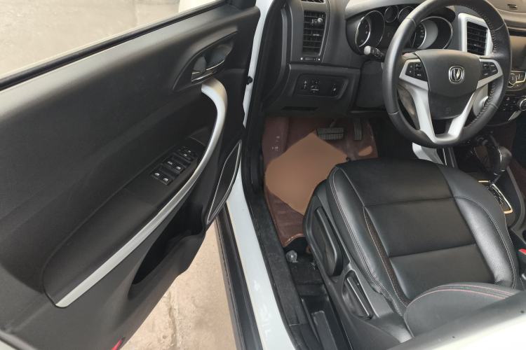 Used Changan CS35 2016 1.6L Automatic Luxury Model China V Standard
