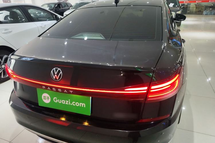 Used Volkswagen Passat 2023 330TSI Luxury Edition
