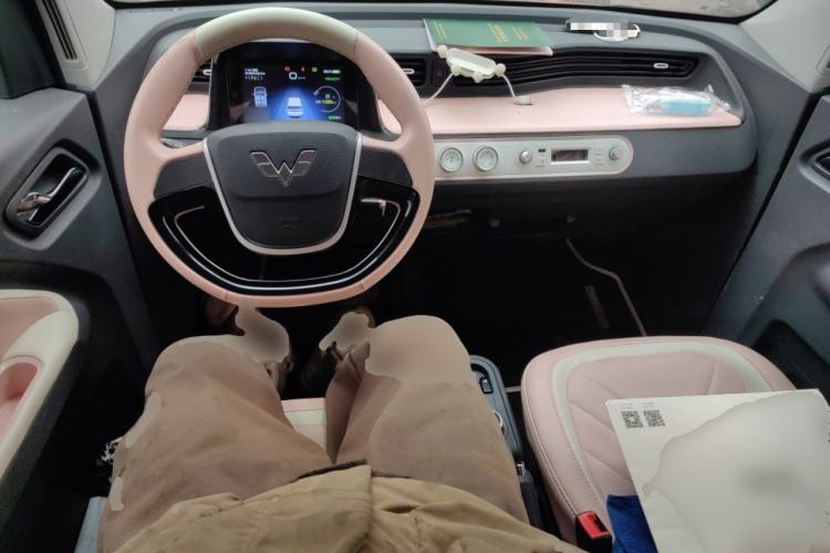 Used Wuling Hongguang MINIEV 2022 Macaron Premium Model – Lithium Iron Phosphate
