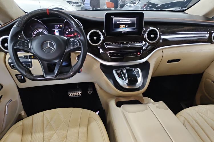Used Mercedes-Benz V-Class 2018 V 260 L Prestige Extended Version China VI