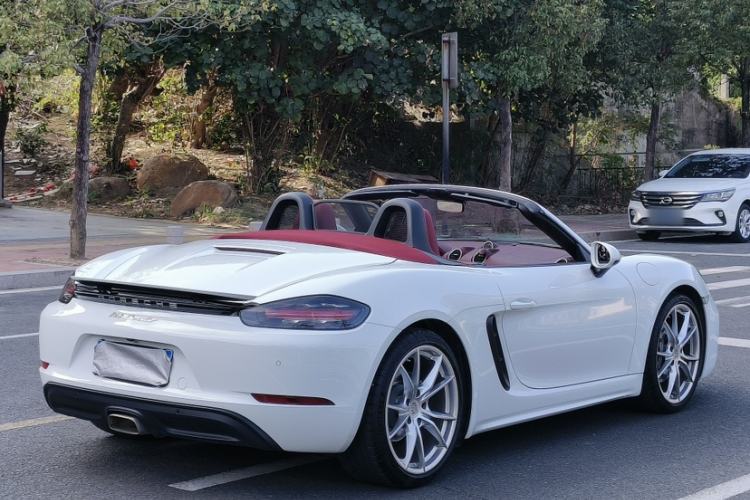 Used Porsche 718 2022 Boxster 2.0T
