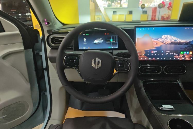 Used Leapmotor C11 2024 All-Electric 580 Luxury Edition
