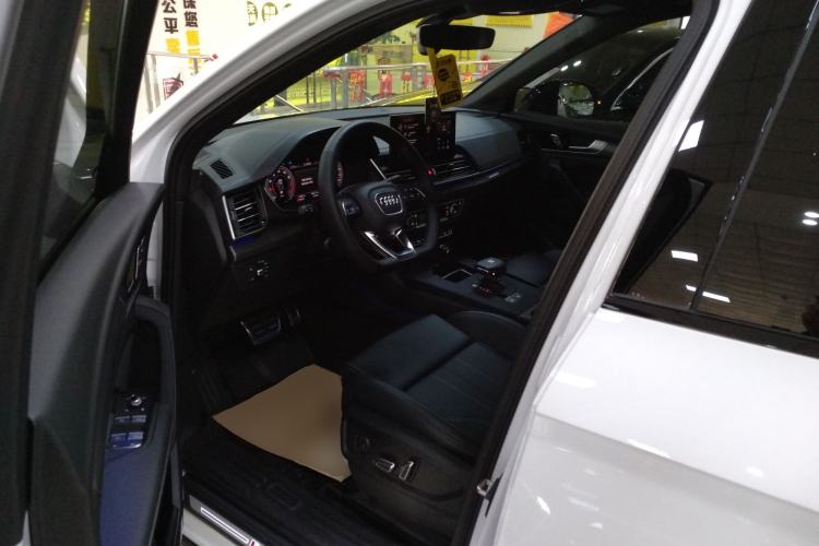 Used Audi Q5L 2025 quattro 45th Anniversary Edition 45 TFSI Luxury Dynamic Model