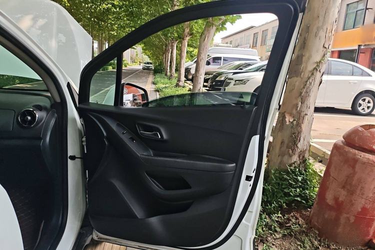 Used Chevrolet Trax 2014 1.4T Manual Two-Wheel Drive Comfort Model
