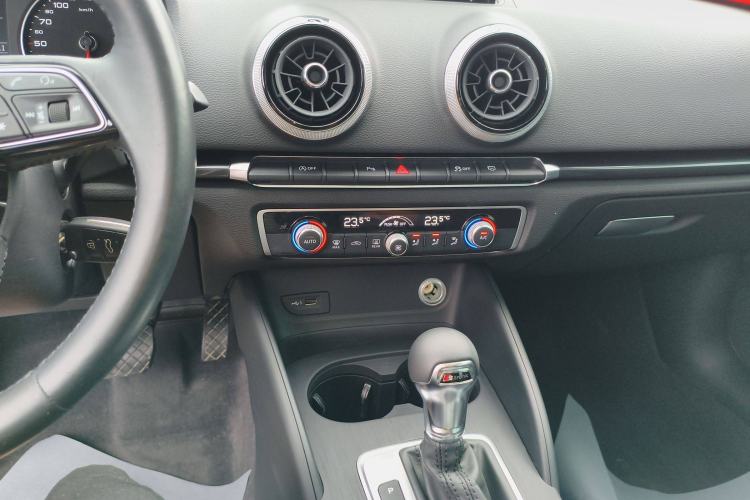 Used Audi A3 2019 Sportback 35 TFSI Fashion Edition China V
