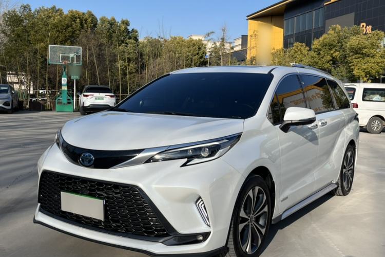 Used Toyota Granvia 2023 2.5L Hybrid Prestige PLUS Edition