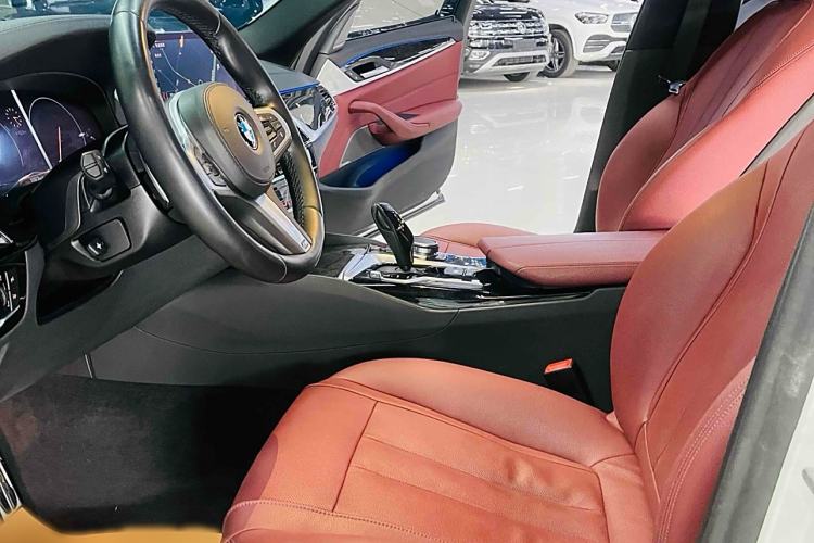 Used BMW 5 Series 2019 Restyled 530Li Luxury Edition M Sport Package
