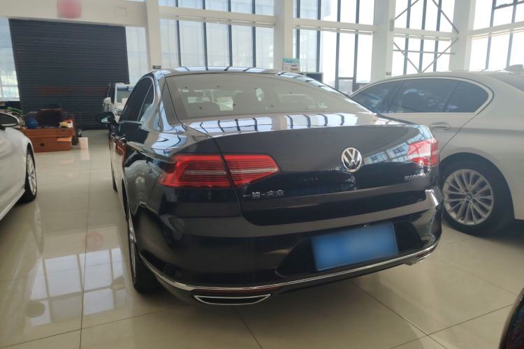 Used Volkswagen Magotan 2018 330TSI DSG Luxury Model
