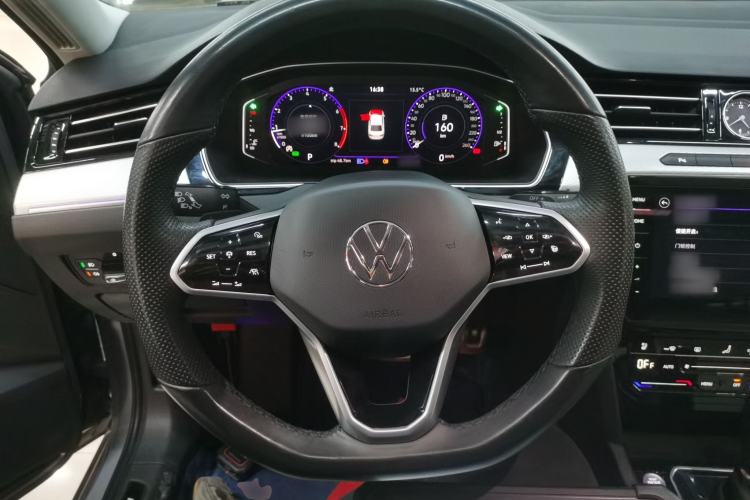 Used Volkswagen Magotan 2023 2 Million Units Commemorative Edition 330TSI DSG Luxury Version
