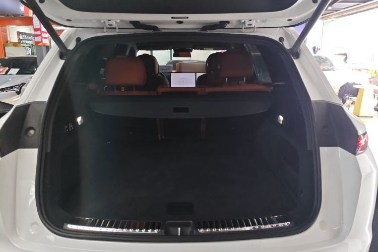 Used Li Auto L7 2023 Pro Model
