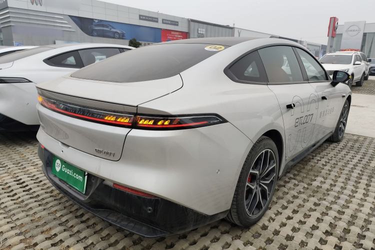 Used  eπ007 2025 Model Pure-Electric 565 All-Wheel-Drive Max Leading Edition