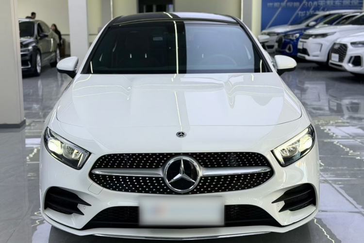Used Mercedes-Benz A-Class 2022 Revised Version A 200 L Sport Sedan Fashionable Style