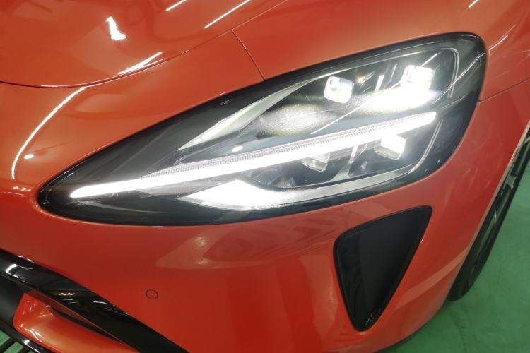 Used  SU7 2024 Rear-Drive Ultra-Long Range Advanced Pro-Level Intelligent Driving Version
