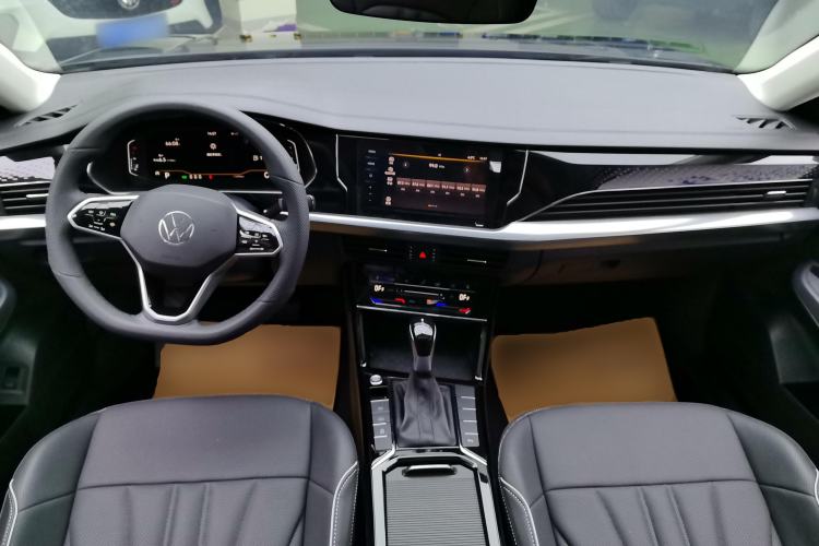 Used Volkswagen Passat 2024 330TSI Starry Elite Edition
